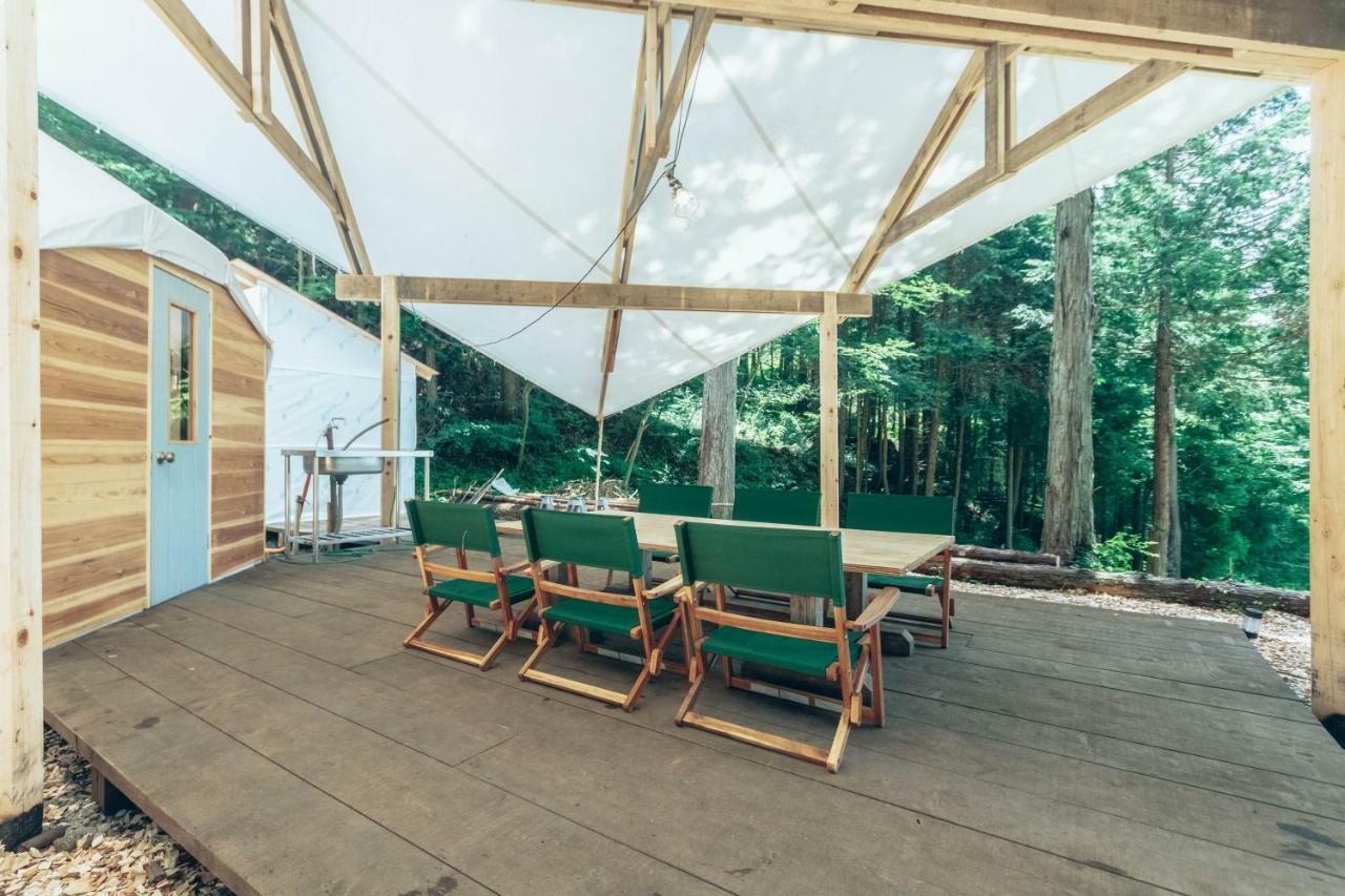 Отель Retreat Camp Mahoroba Фудзикавагутико Экстерьер фото